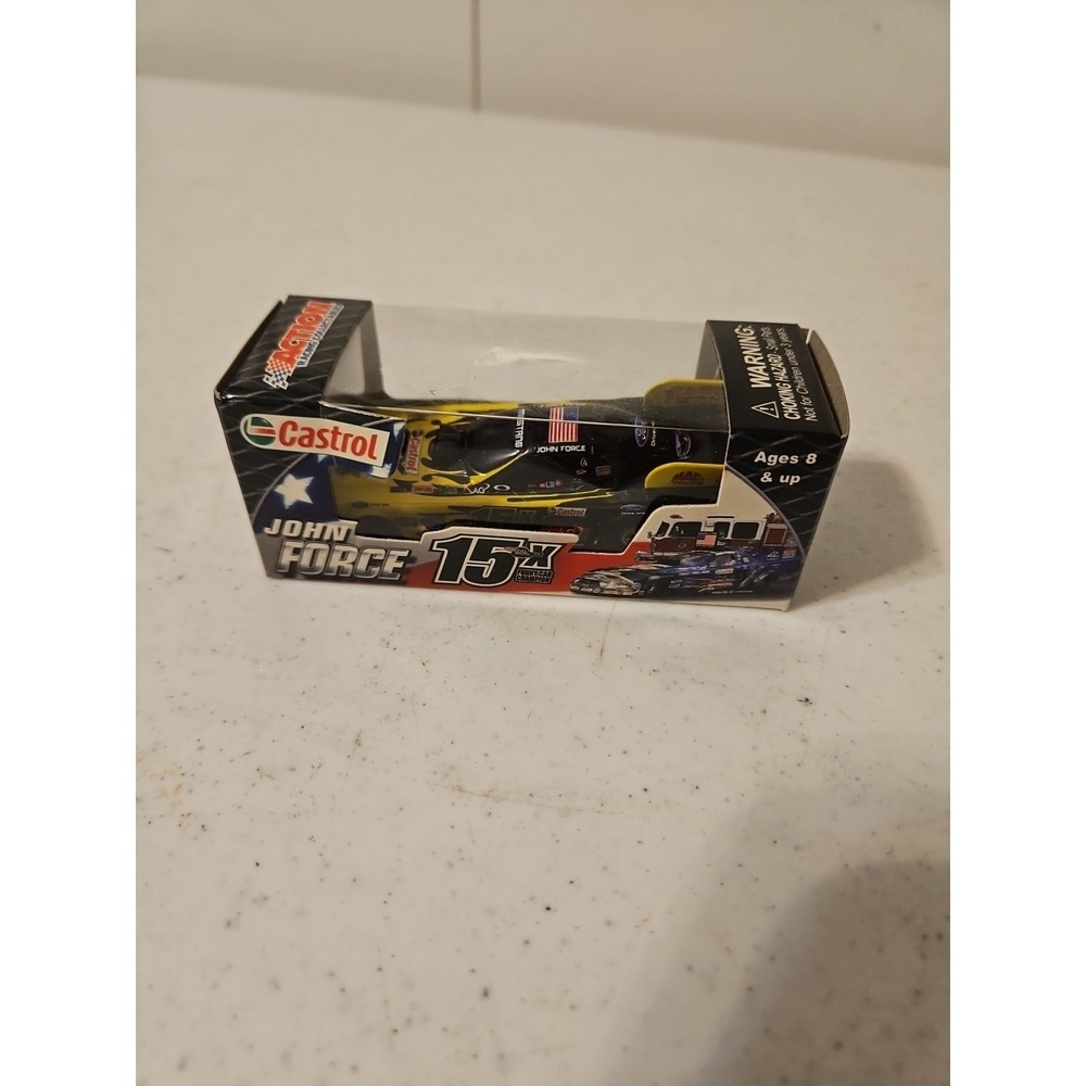 Lionel Action Racing Castrol John Force 15X Funny Car Champion 1:64‎ Diecast Car